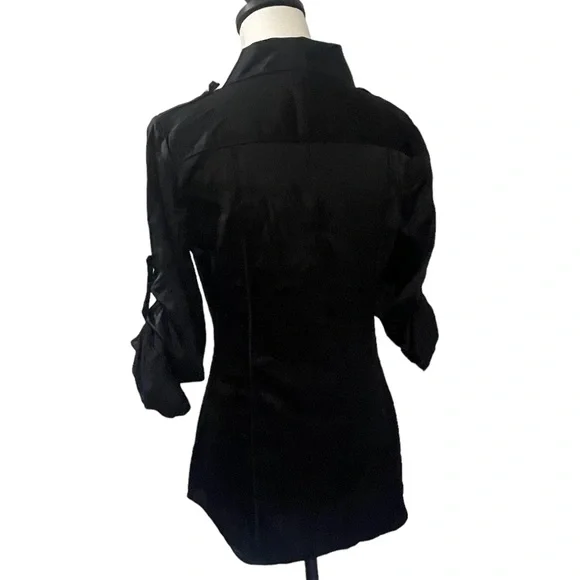 White House Black Market. Size 6 Form Fitting. 96%SILK & 4%SPANDEX = PERFECT FIT - Picture 3 of 9